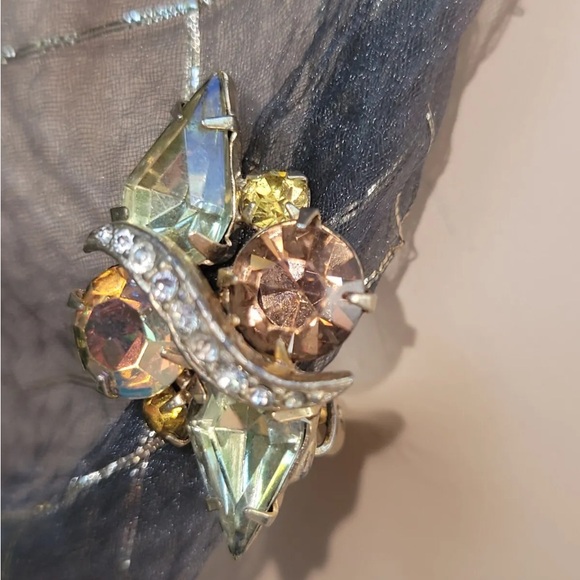 Kramer Austrian Crystal Earrings - Picture 4 of 5